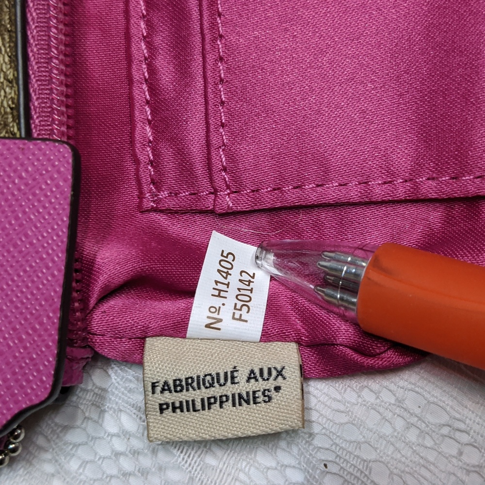 Coach Tan & Pink Coated Canvas Wristlet With Pink Hangtag, Signature Print Cs - Picture 8 of 12